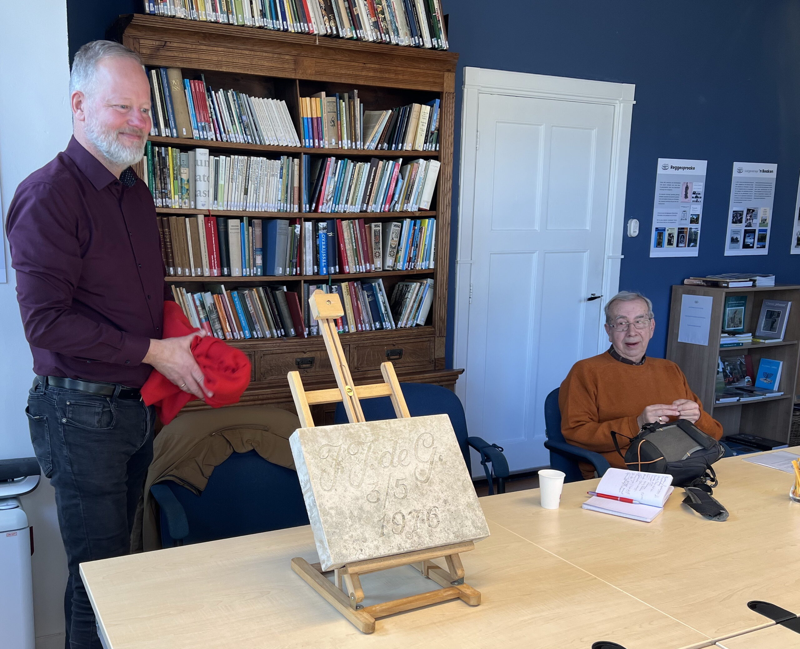 Oude gevelstenen boerderij Nahuis Nijverdal gered