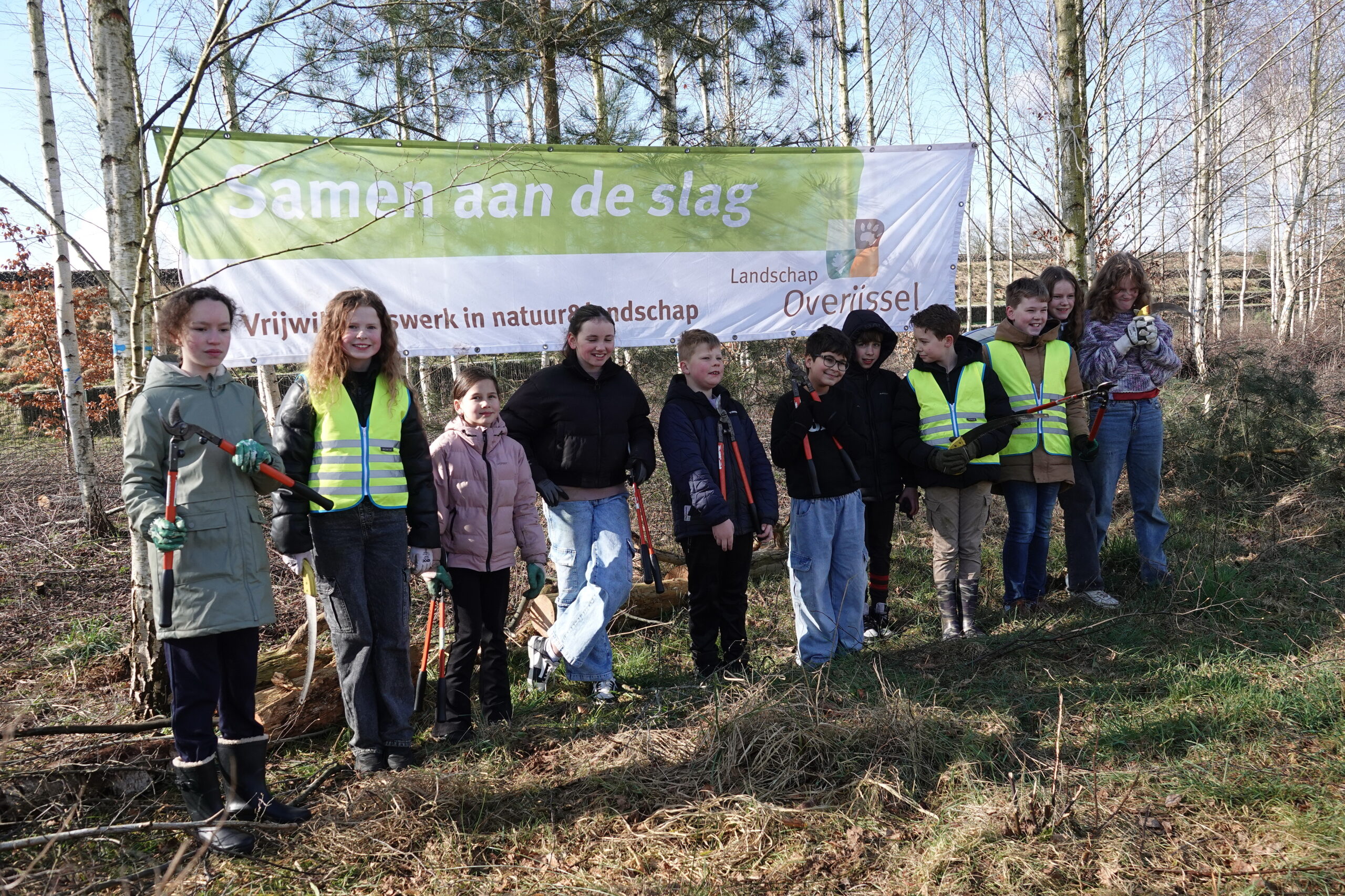 “Ik snap dat het leuk is die boom om te zagen, maar ik heb liever dat je deze takken in de houtwal legt”