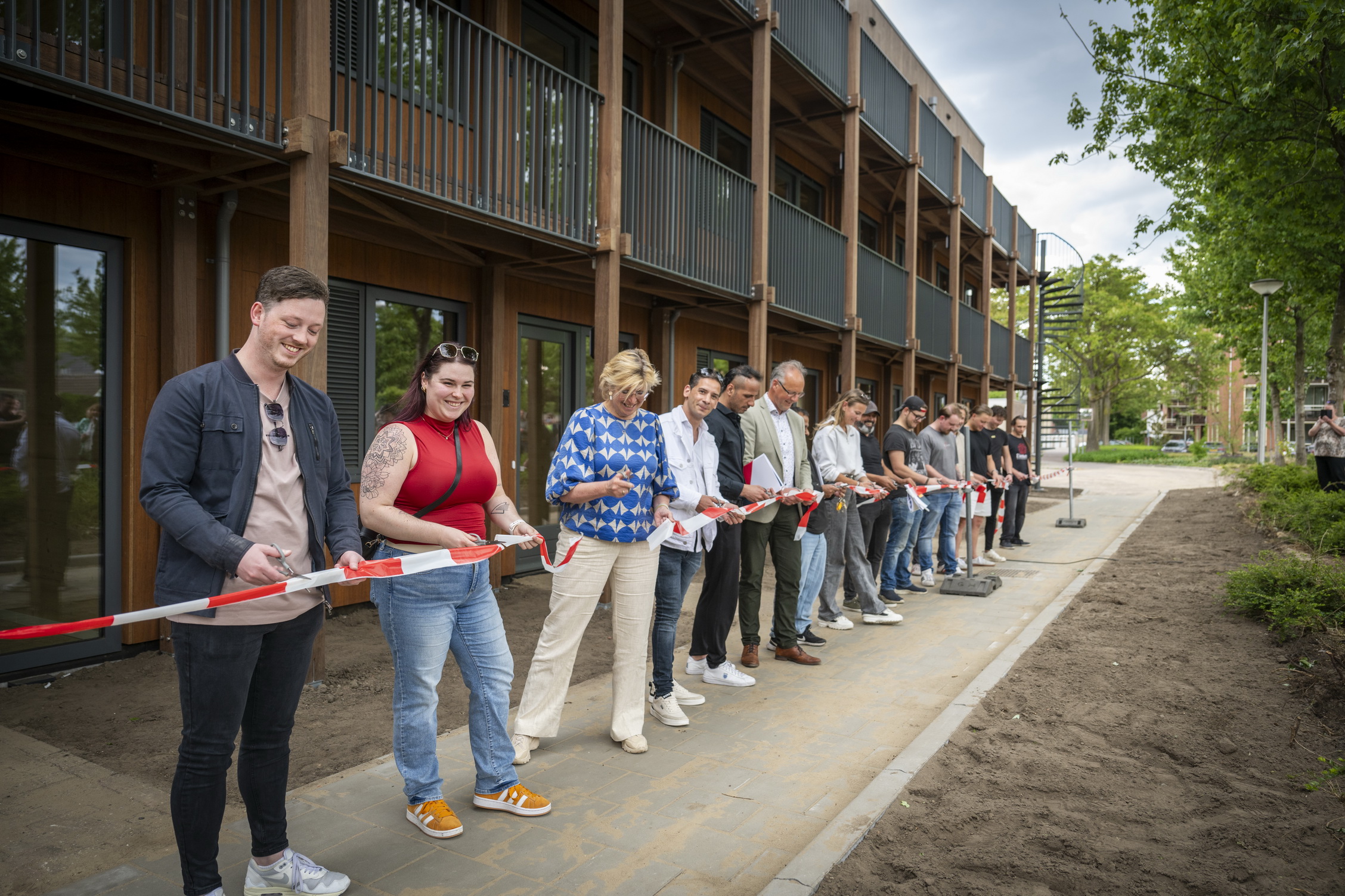 Sleutels voor eerste bewoners flexwoningen Nijveldserf