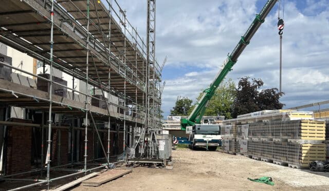 Bouw Koersendijk op schema