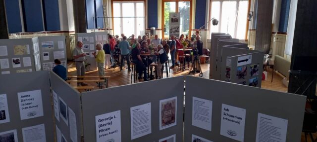 Laatste week expositie ‘80 jaar leven in vrijheid’ in De Smidse