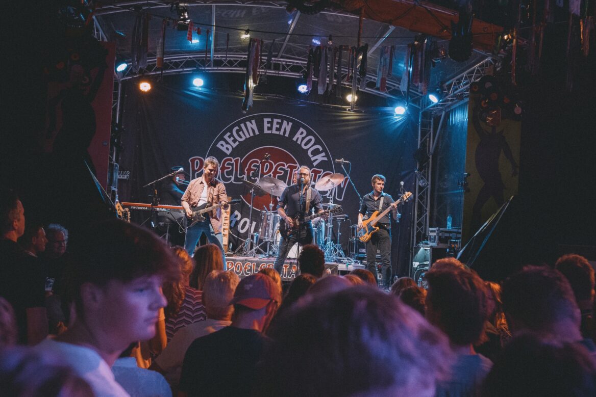 MountainbikeMania met veel spektakel, zoals Poelepetaten in ZINiN