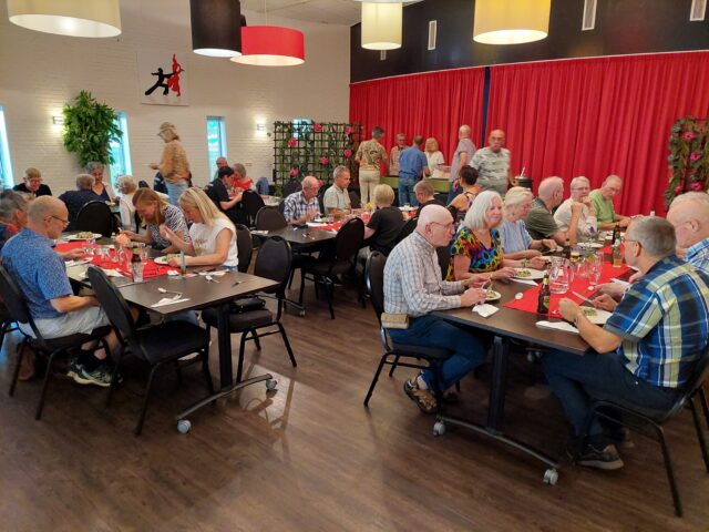 Kerstdiner bij Eetcafé “Samen in Kruidenwijk”