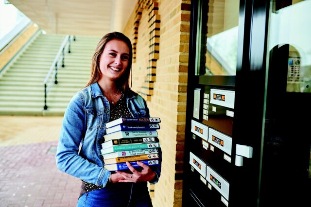 De ZINiN Bibliotheek komt naar je toe met ‘Boek aan Huis’!