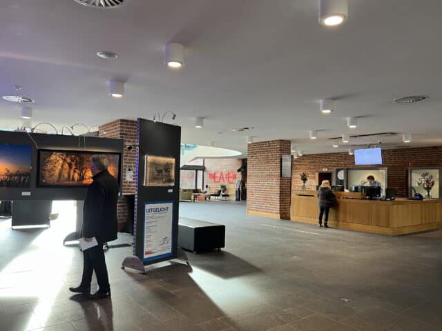 Hal gemeentehuis krijgt ‘sociaal loket’ en nieuwe raadszaal is nog een vraagteken