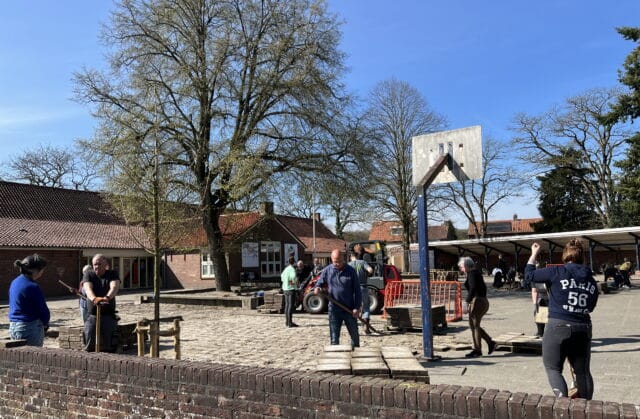 Groen en avontuurlijk schoolplein Reggewinde Hellendoorn