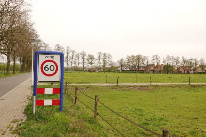 Hulsen vraagt om bescheidenheid
