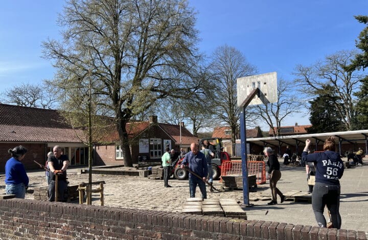 Tien jaar Daltonschool de Reggewinde
